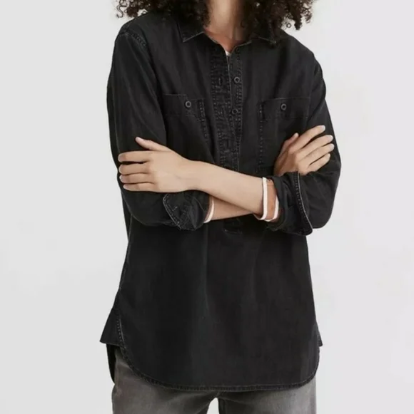 Madewell Charcoal Popover Button-Up Shirt - Picture 2 of 9